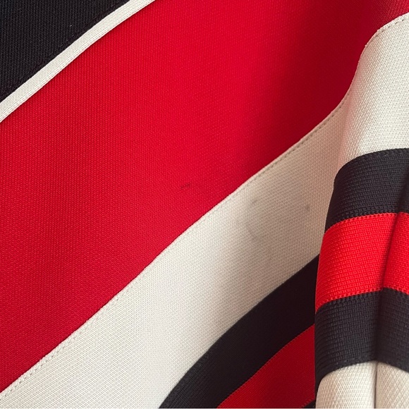 GUCCI chevron-pattern bomber jacket. - Picture 11 of 13